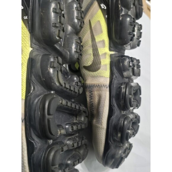 Size 8.5 - Nike Air VaporMax 2019 Atmosphere Grey main image 6